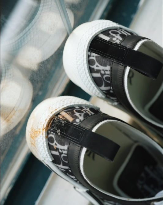 The Importance of Cleaning and Maintaining Your Shoes: A Guide to Longevity and Style