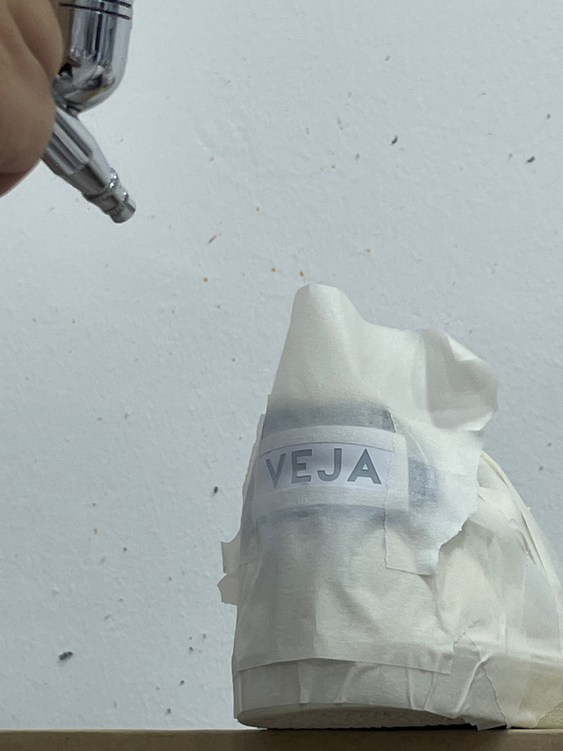 Sole Signature: Expert Logo Restoration for Iconic Shoe Branding